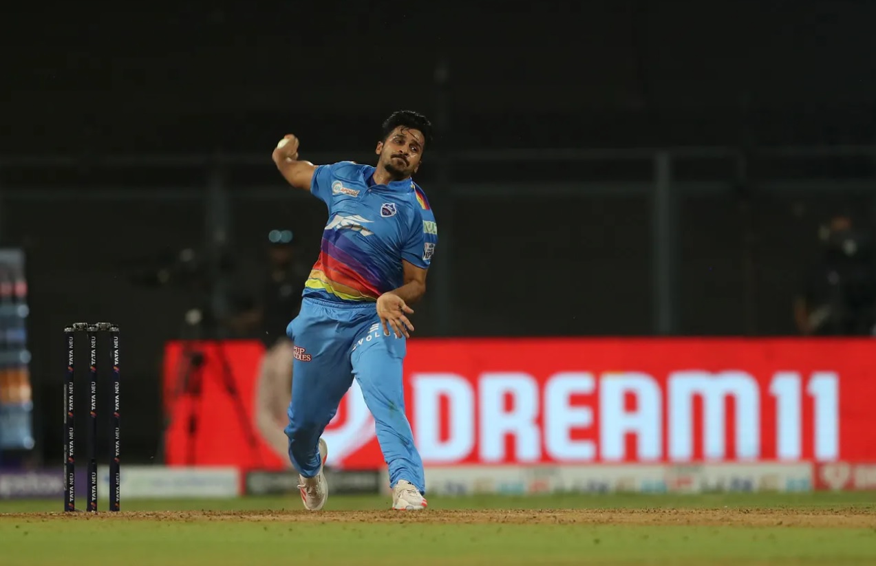 Shardul Thakur produced a hilarious moment on the field
