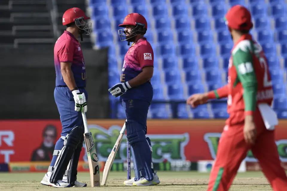 UAE vs OMA | Twitter facepalms as experienced Shakeel lets team down with missed sitter