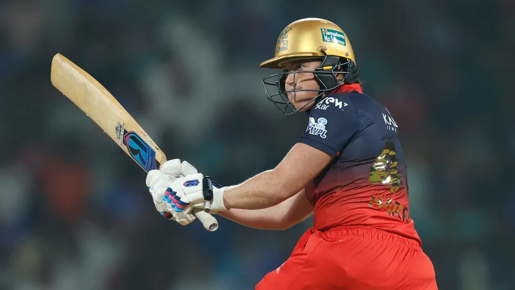 WPL | Twitter awestruck as Grace Harris starts RCB innings with majestic pull against MI