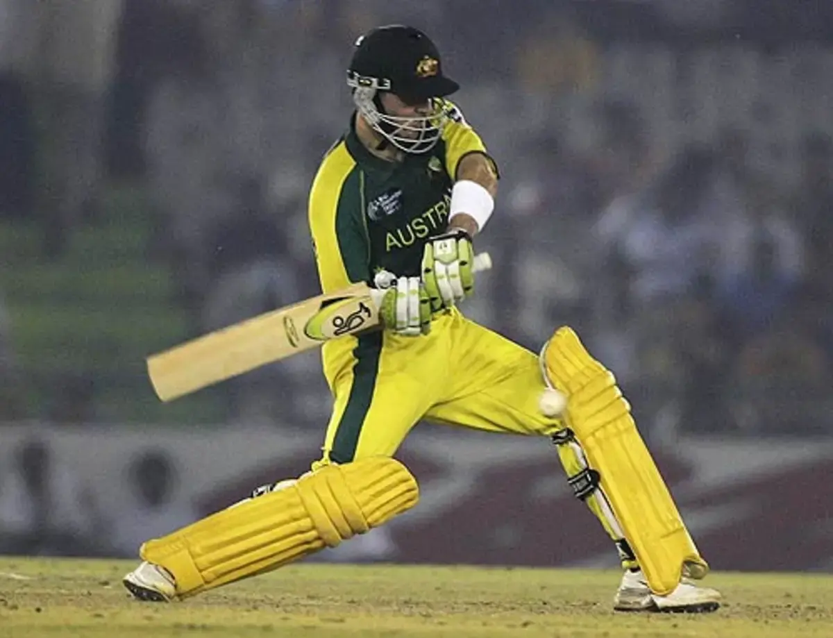 Damien Martyn was born on October 21, 1971.