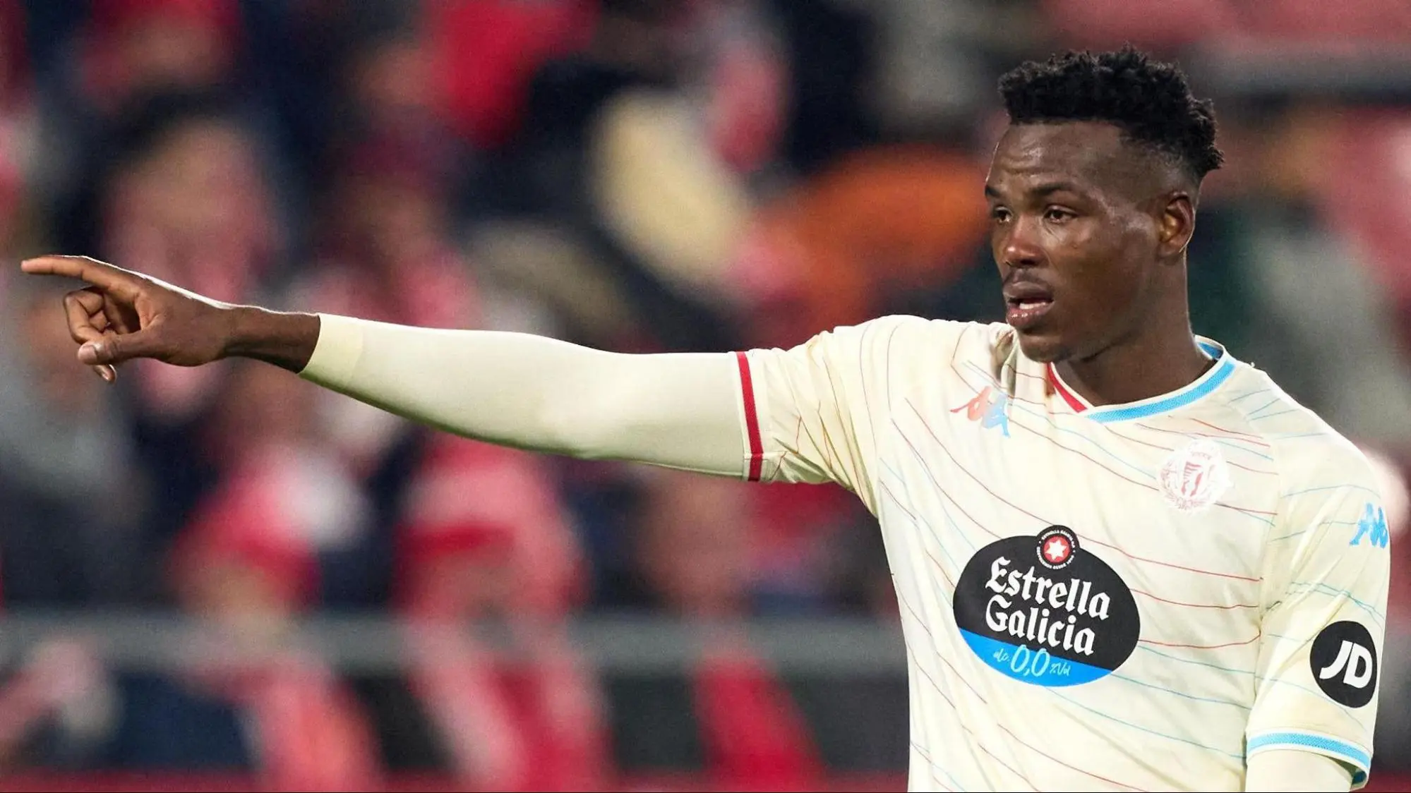 Manchester City Teen Centre-Backs Eye First-Team Opportunities.