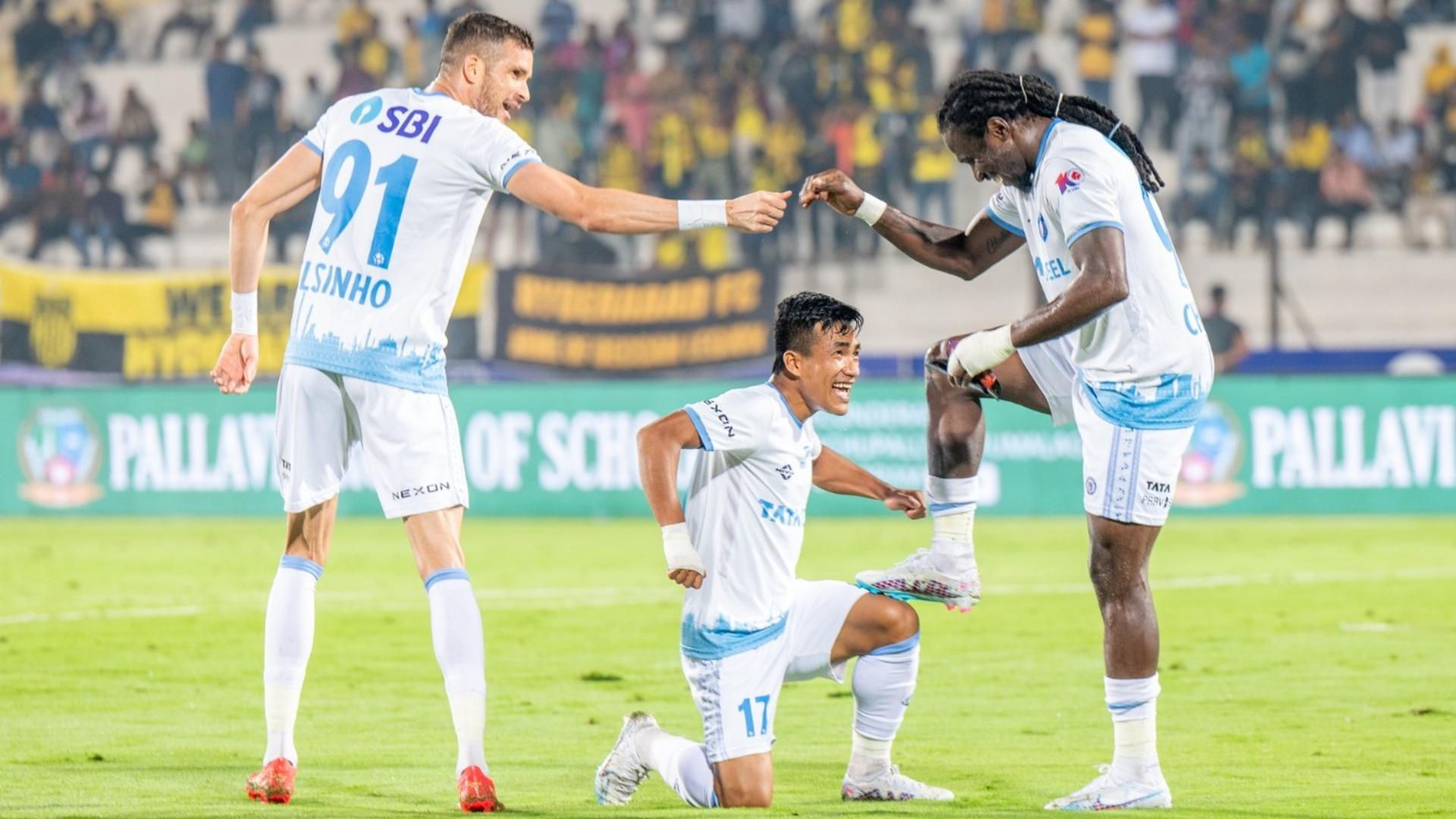 ‌ISL 2023 | Twitter reacts to Jamshedpur FC Chukwu’s acrobatic wondergoal against Hyderabad FC 