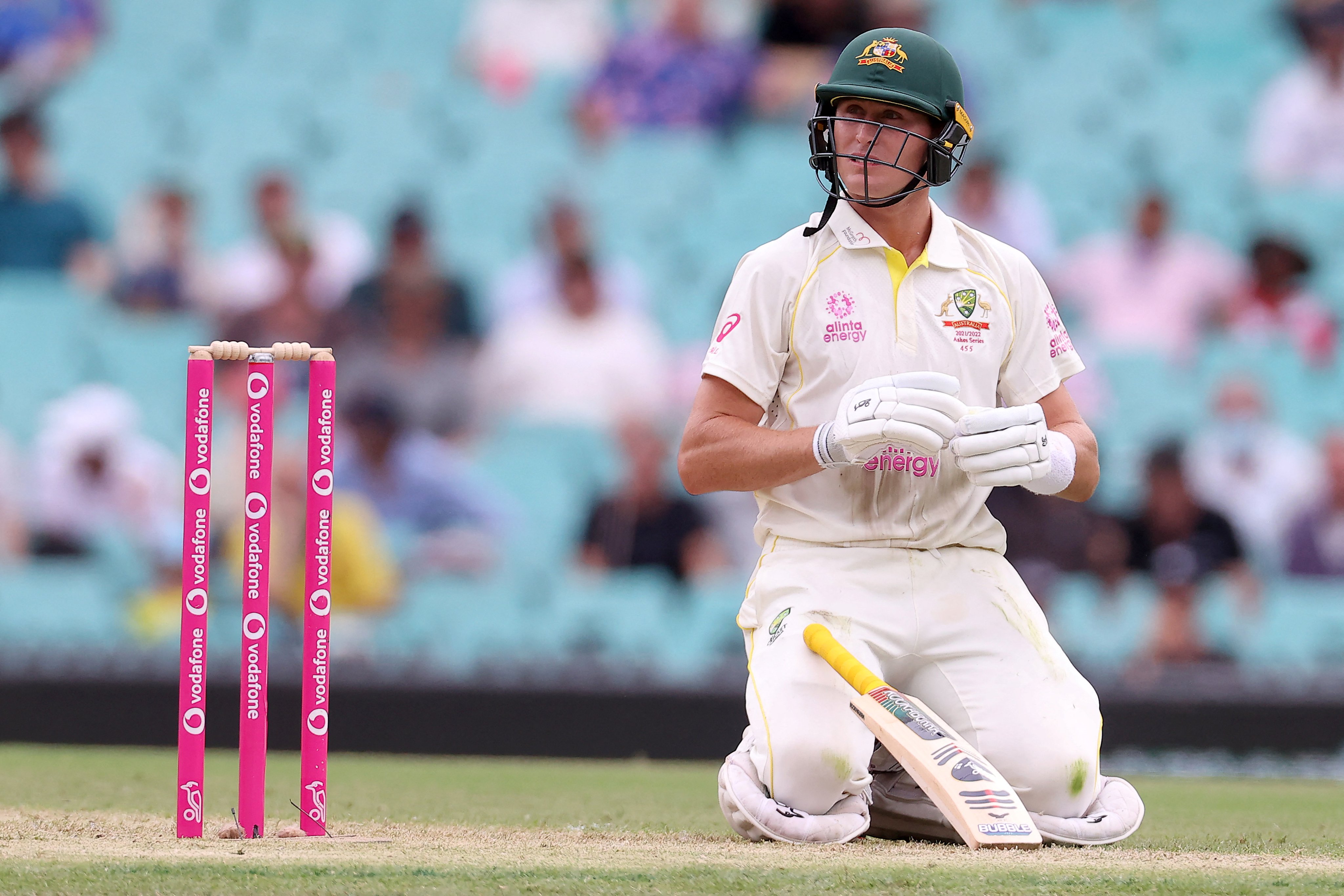 Ashes 2021-22 | WATCH : Marnus Labuschagne appeals for caught behind despite ball missing Jos Buttler's bat