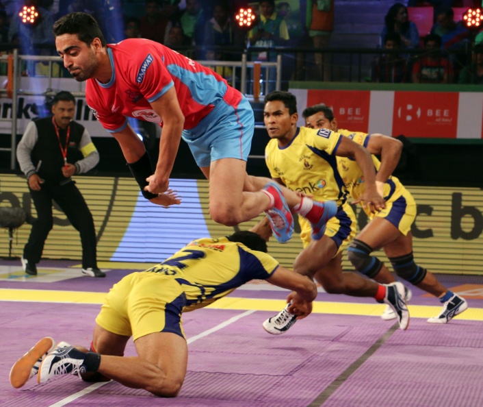 Pro Kabaddi: Sonu Narwal scripts Jaipur Pink Panthers’ revival