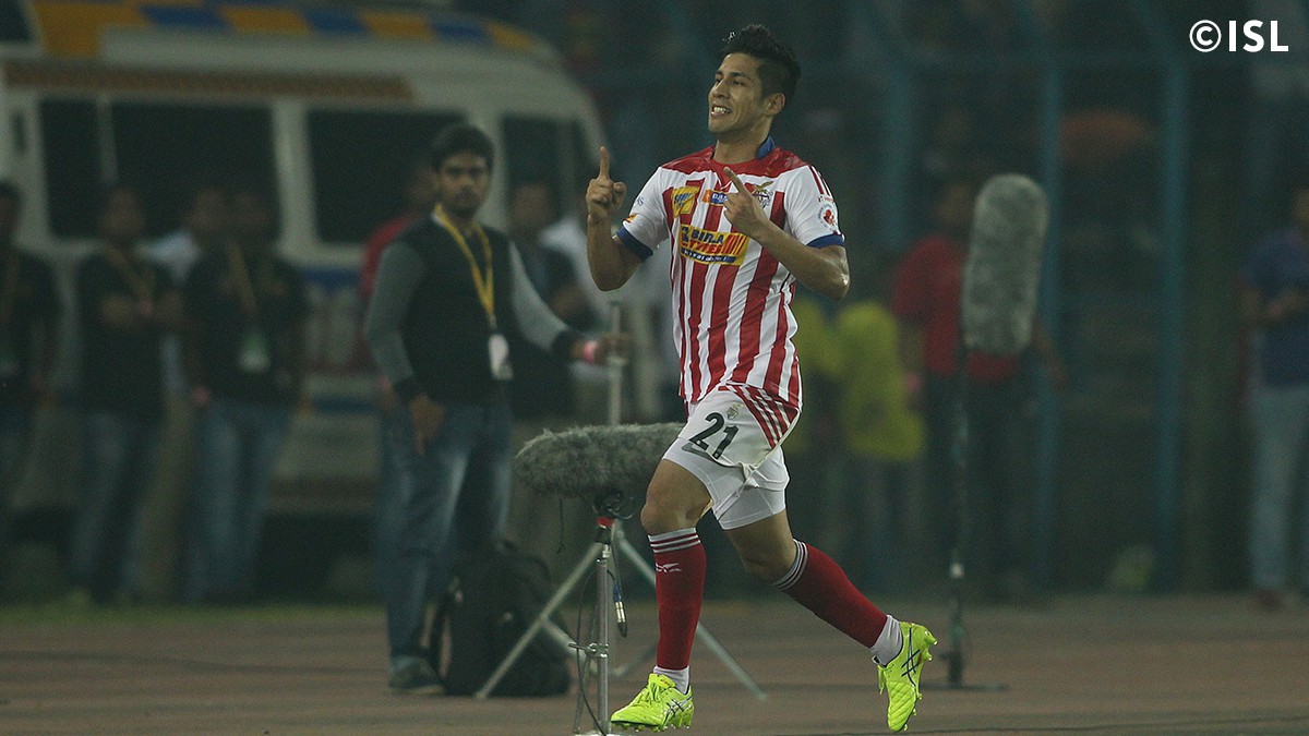 Arata Izumi signs for FC Pune City