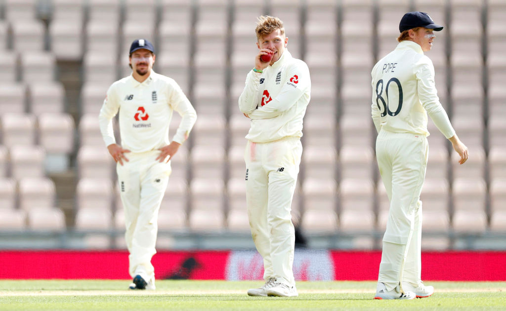 Twitter reacts to umpires sanitizing ball after Dom Sibley accidentally puts saliva on it