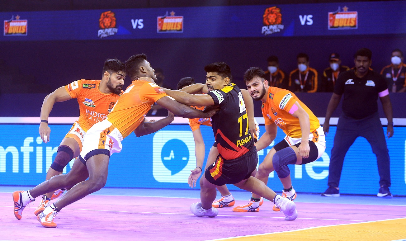 Pro Kabaddi | Pawan Sehrawat scores another Super 10, takes Bengaluru Bulls to victory over Puneri Paltan