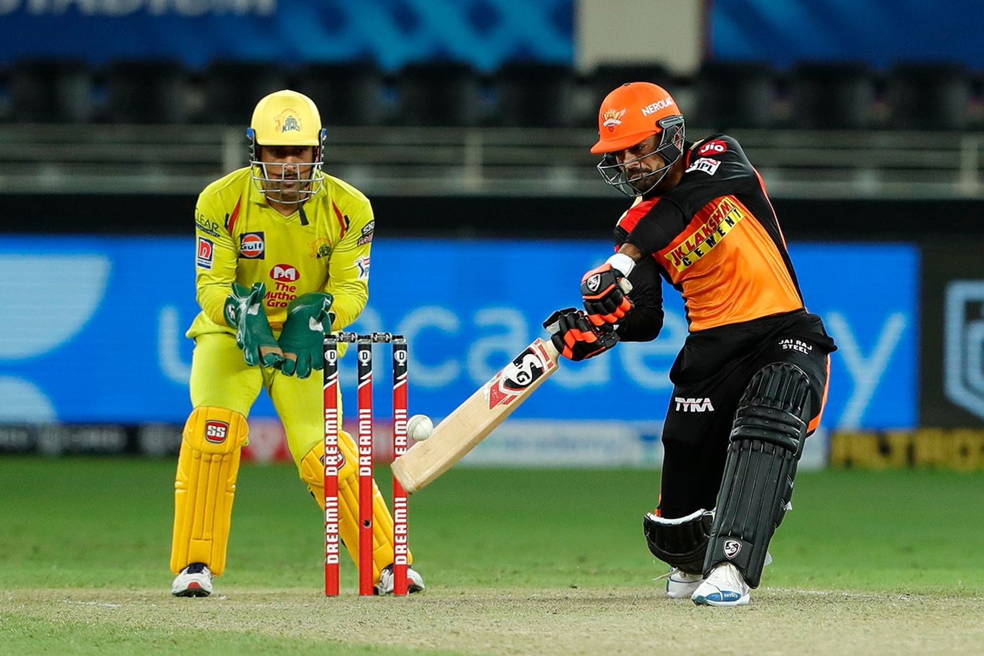 Rashid Khan dismissed himself in a funny manner