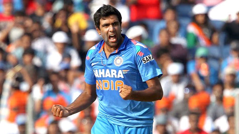 IND vs NZ | Experienced Ravichandran Ashwin may replace Varun Chakravarthy, opines Sanjay Bangar 