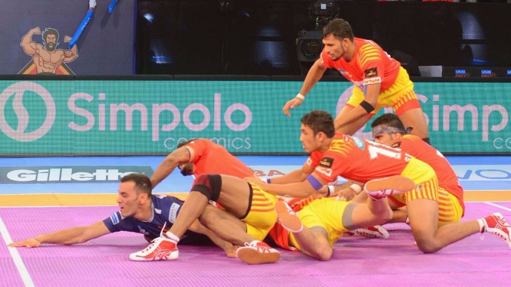 PKL | Ajay Thakur’s Super 10 in vain as Delhi win thriller against Thalaivas