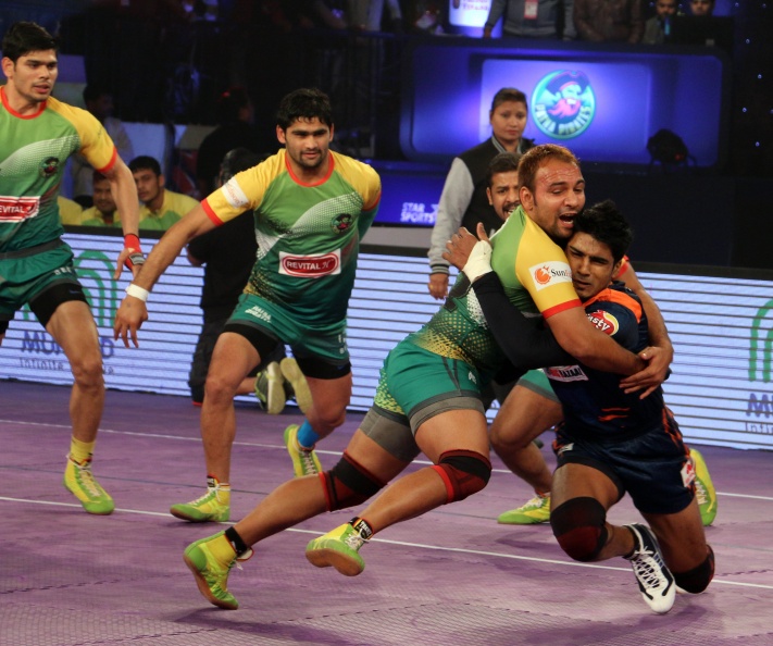 Pro Kabaddi: Patna Pirates defeat Bengal Warriors to continue unbeaten run