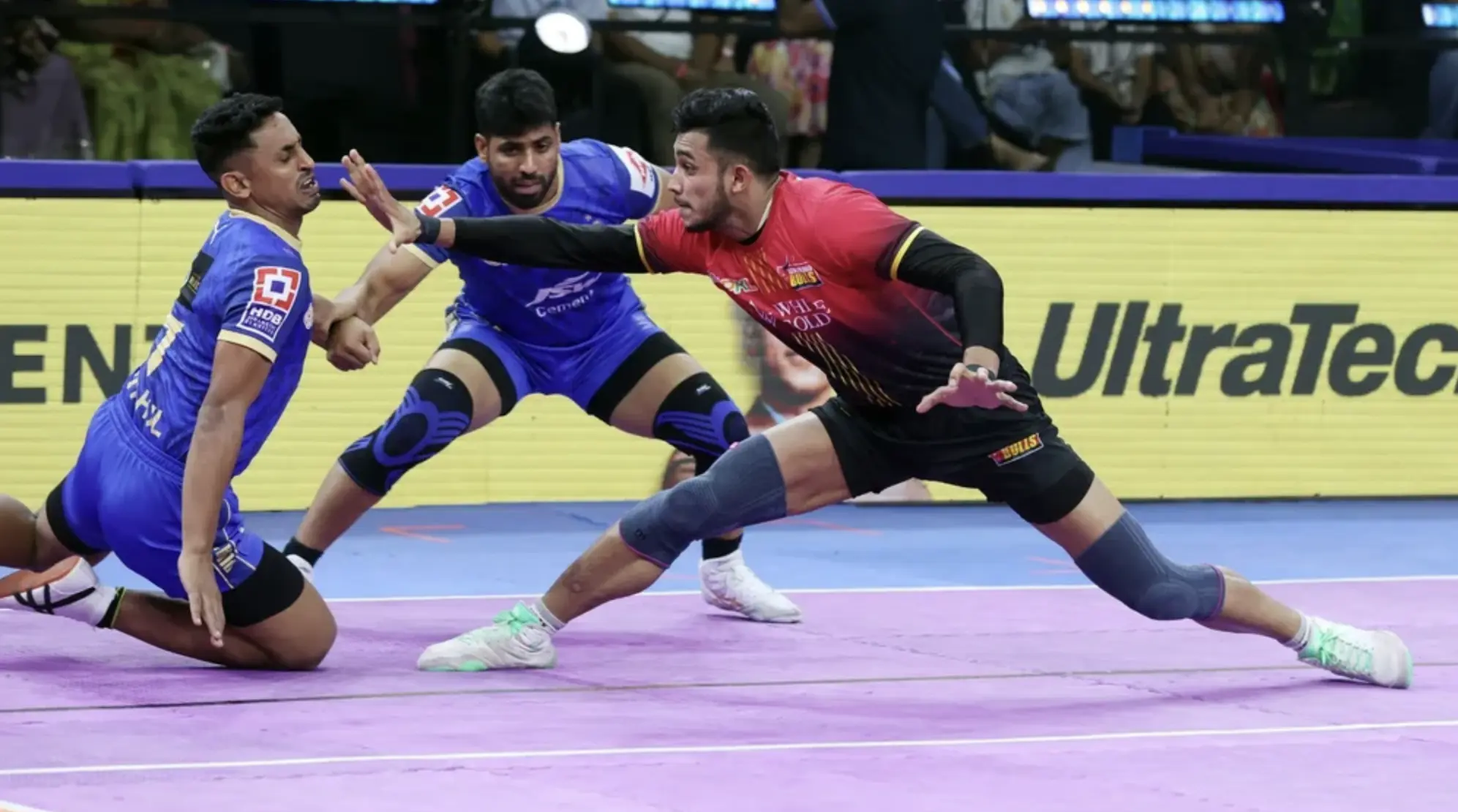  Bengaluru Bulls Edge Past Haryana Steelers 40-33