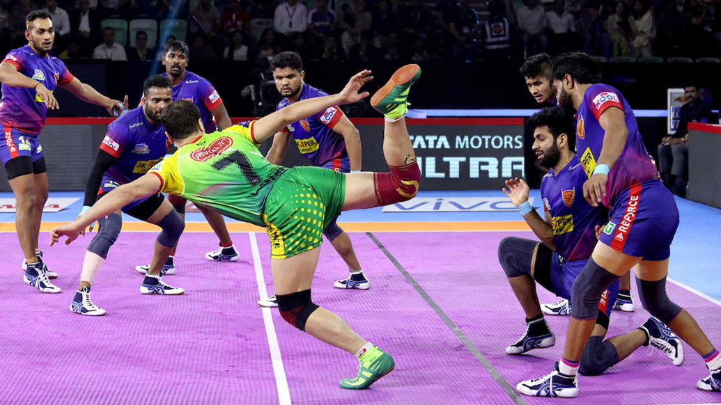 PKL 2019 | Dabang Delhi finish undefeated at home; Naveen Kumar breaks Pardeep Narwal’s consecutive Super 10 record