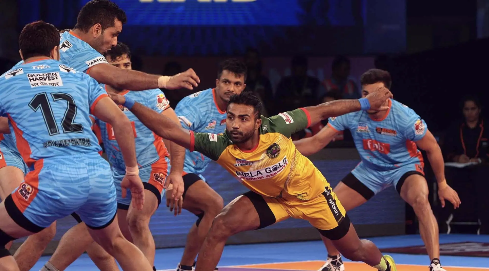 Pro Kabaddi Players Motivate Students with Stories of Success and Dedication