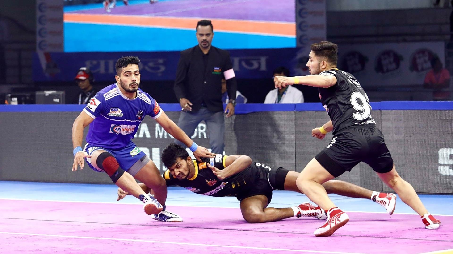 PKL 2019 | Vikash Kandola helps Haryana Steelers beat Telugu Titans in last home game