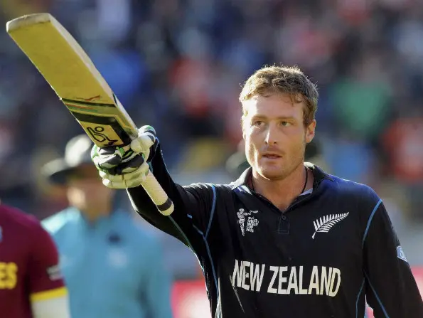 Martin Guptill – 127 meters.