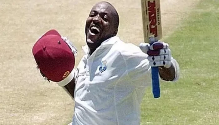 Brian Lara after breaching the 400 runs mark.