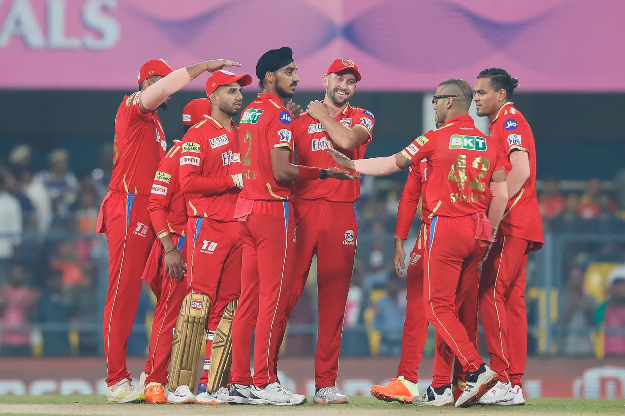 IPL 2023, RR vs PBKS | Twitter questions Arshdeep's sportsmanship after deceptive stutter forces Jurel to pull away