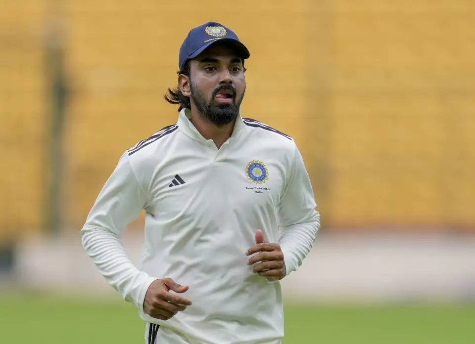 IND vs NZ | Twitter reacts as Gill's return from injury leaves KL Rahul on the bench in Pune