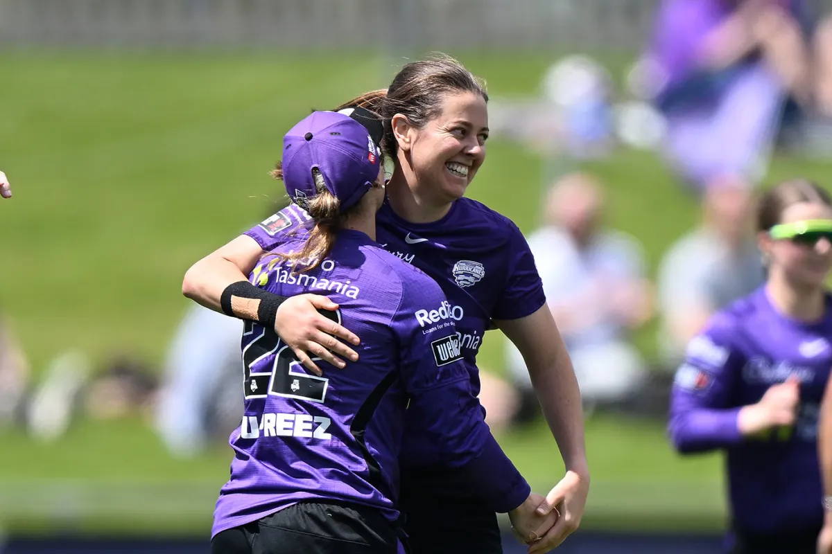 Molly Strano and Grace Harris were all laughs after a mixup in the field during the WBBL clash between Hobart Hurricanes and Melbourne Stars at the Bellerive Oval
