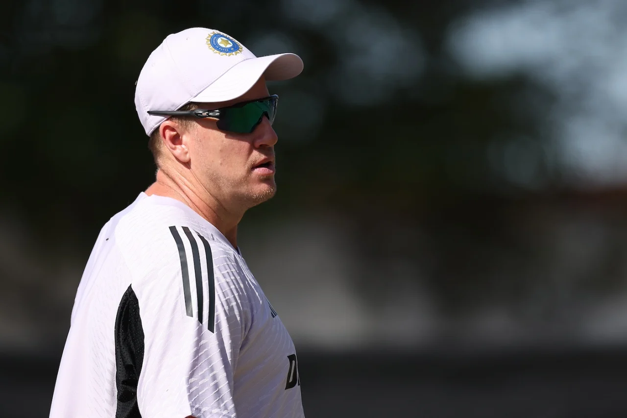 WATCH, ENG vs IND | Morkel invokes inner WWE star to take down Arshdeep in unique training-ending technique