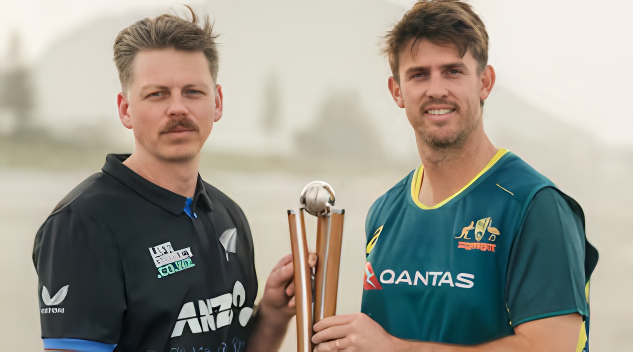 New Zealand skipper Michael Bracewell and Australia skipper Mitchell Marsh 