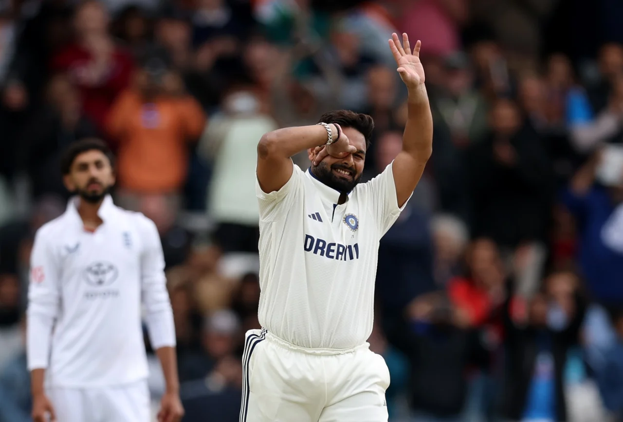 ENG vs IND | Twitter in splits as Pant denies Gavaskar's summersault request to showcase new celebration