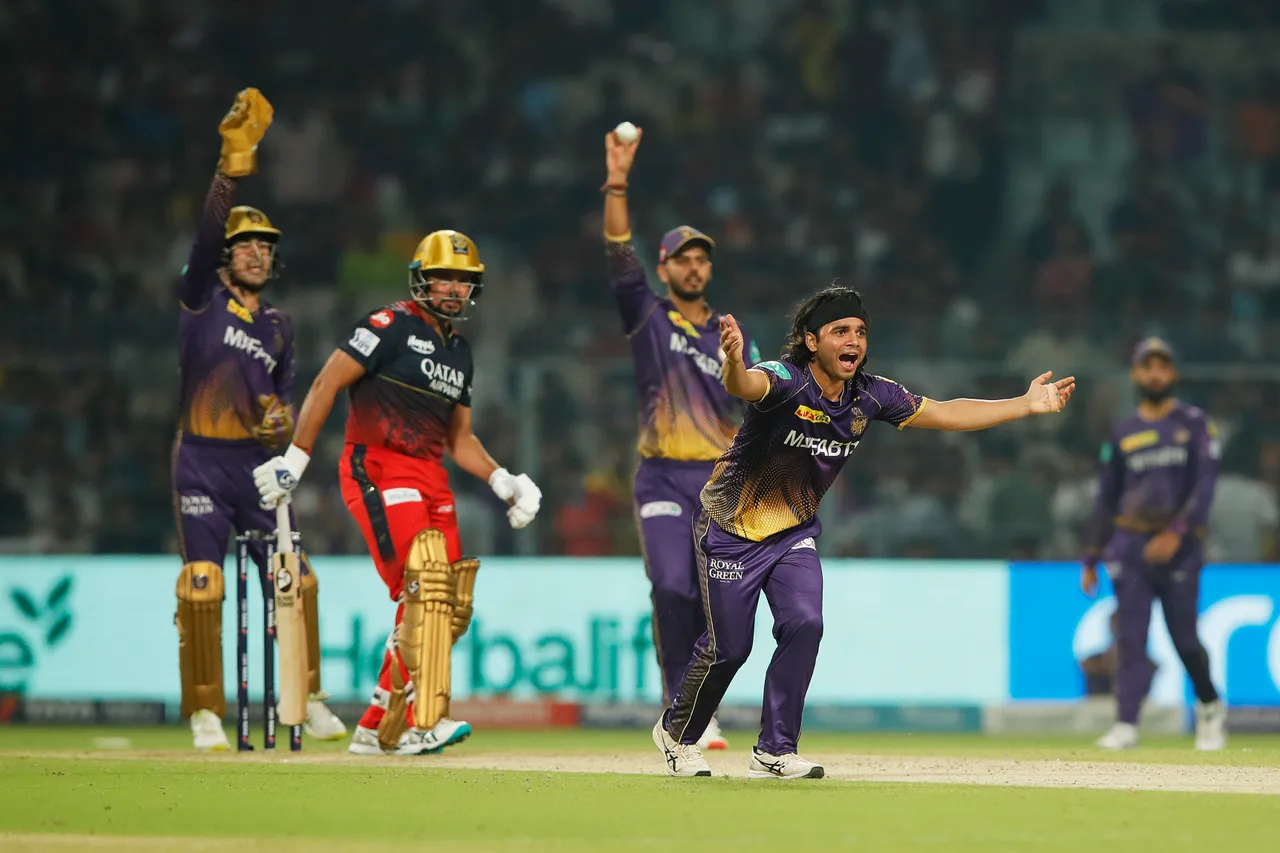 IPL 2023, KKR vs PBKS | Twitter in splits over KKR's lucky DRS breakthrough adding to RCB's misery