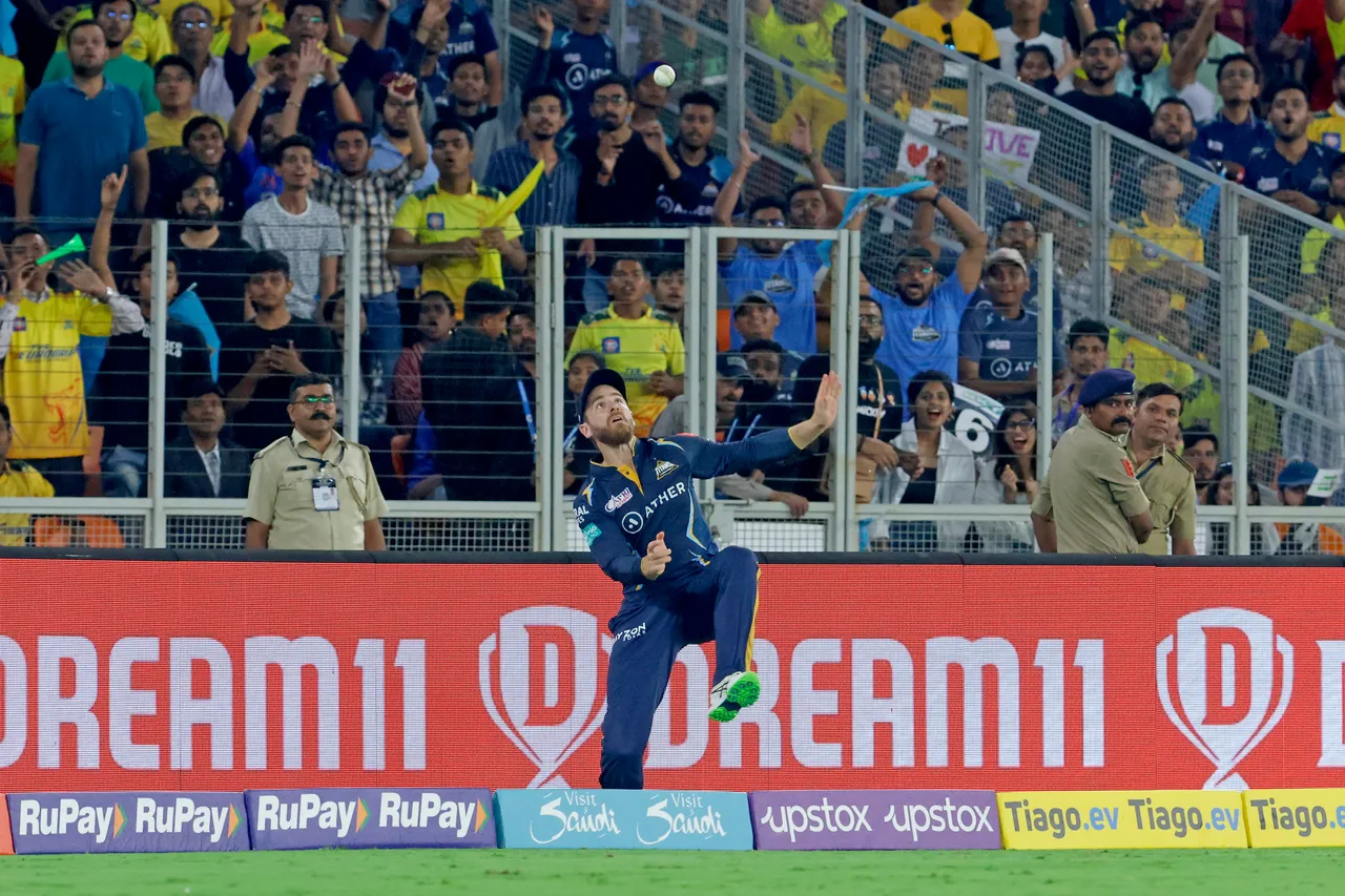 GT vs CSK | Twitter mourns Williamson's knee injury during sensational fielding effort at boundary