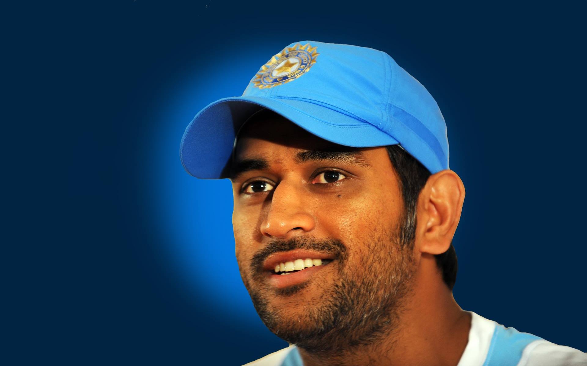 ‘Superstitious’ MS Dhoni wishes luck to Indian women’s team through special message