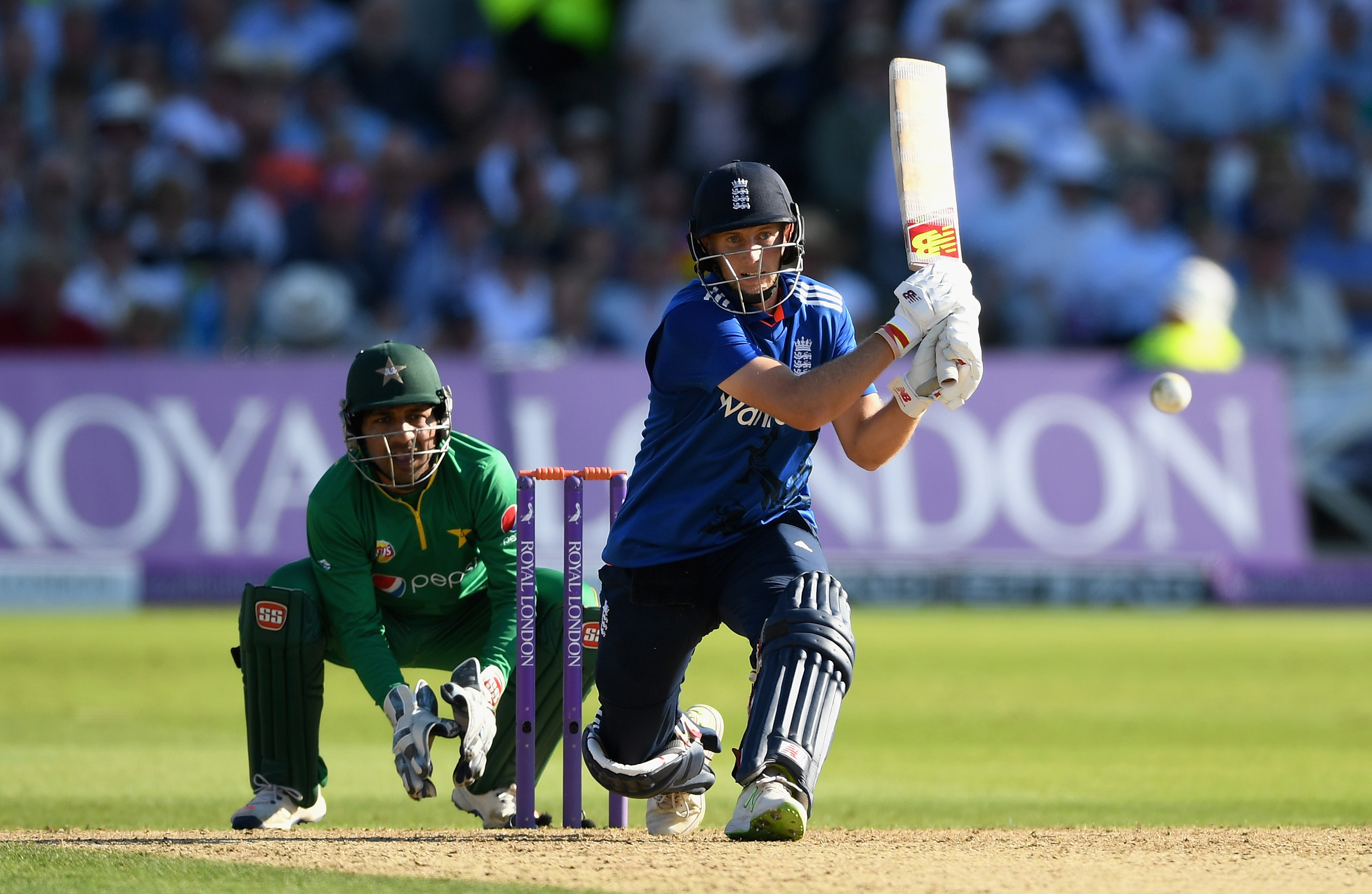 Records and numbers tumble as England annihilate Pakistan in 3rd ODI