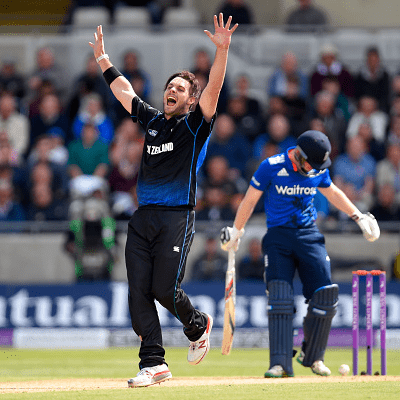 Mitchell McClenaghan ends  New Zealand contract for T20 cricket