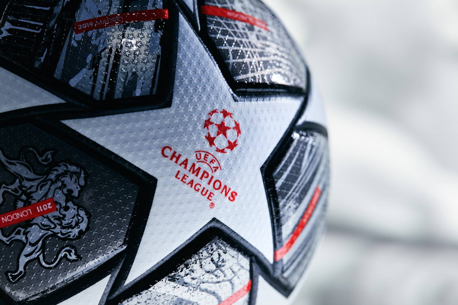 Reports | UEFA considering London and Lisbon as alternatives for Champions league final