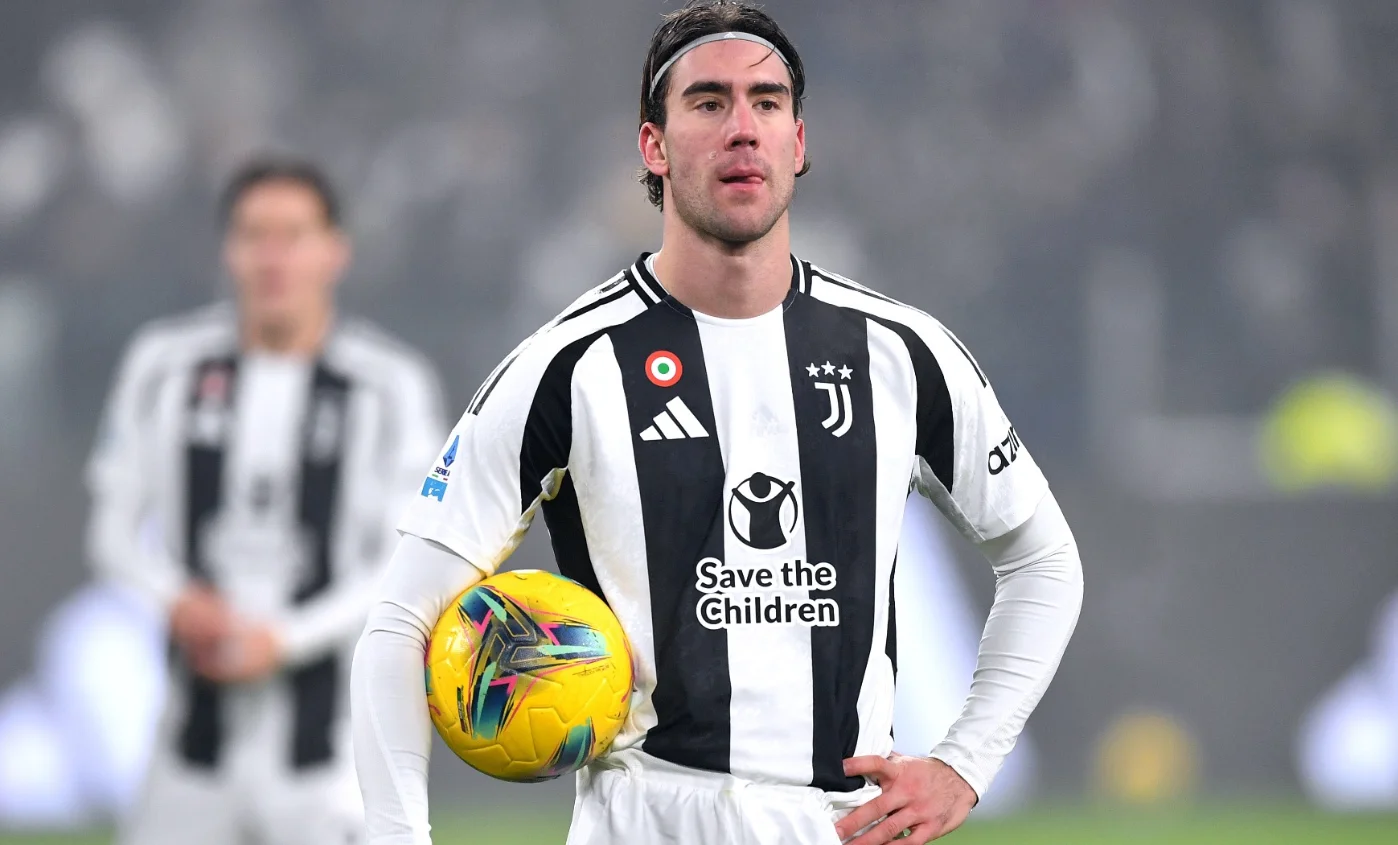 Juventus Consider Vlahovic Sale Amid Rising Transfer Interest