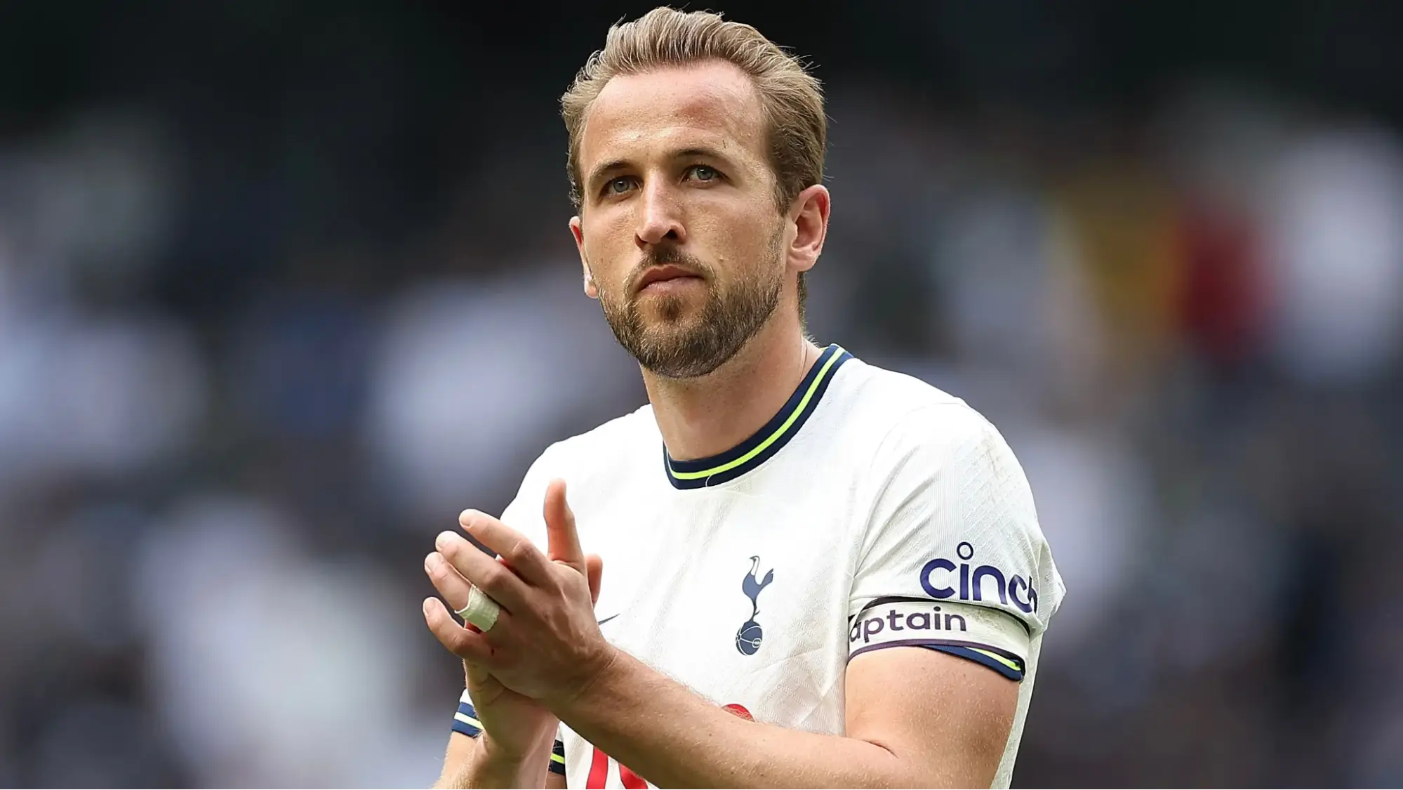 Barcelona Eye Harry Kane as Lewandowski Successor
