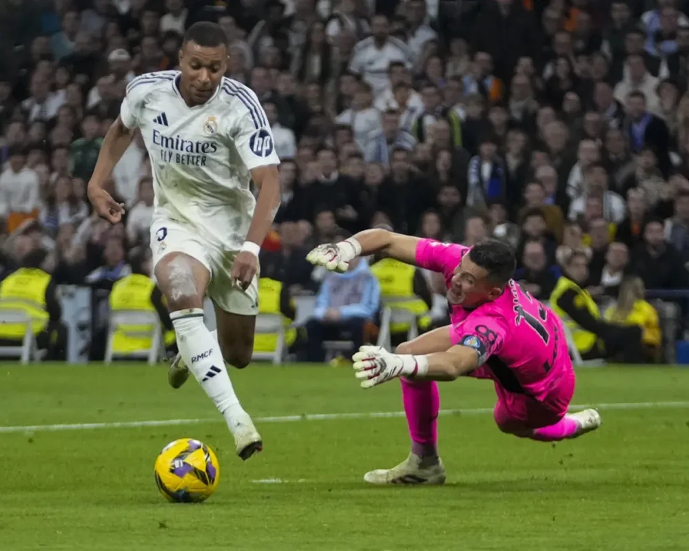 Mbappé and Bellingham Shine in Real Madrid’s 2-0 Victory Over Getafe