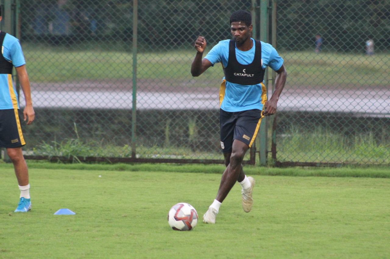 ISL 2019 | Mumbai City secure services of Rowlin Borges