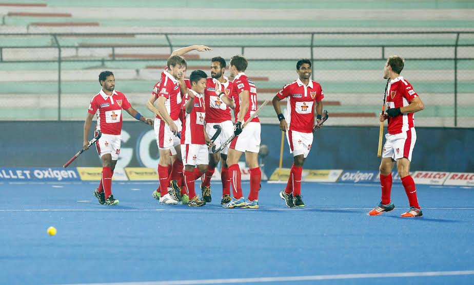 HIL 2016 – Resurgent Mumbai stun UP Wizards in Lucknow