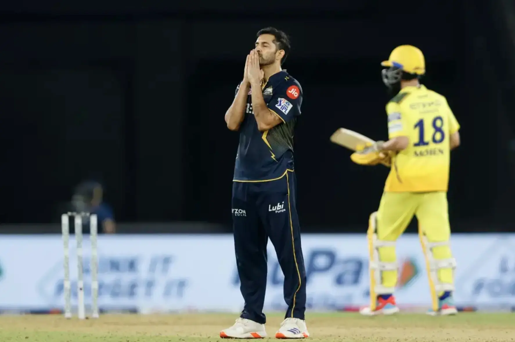 Mohit Sharma was born on September 18, 1988.