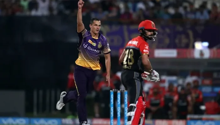 Nathan Coulter-Nile celebrates after picking the wicket of Virat Kohli.