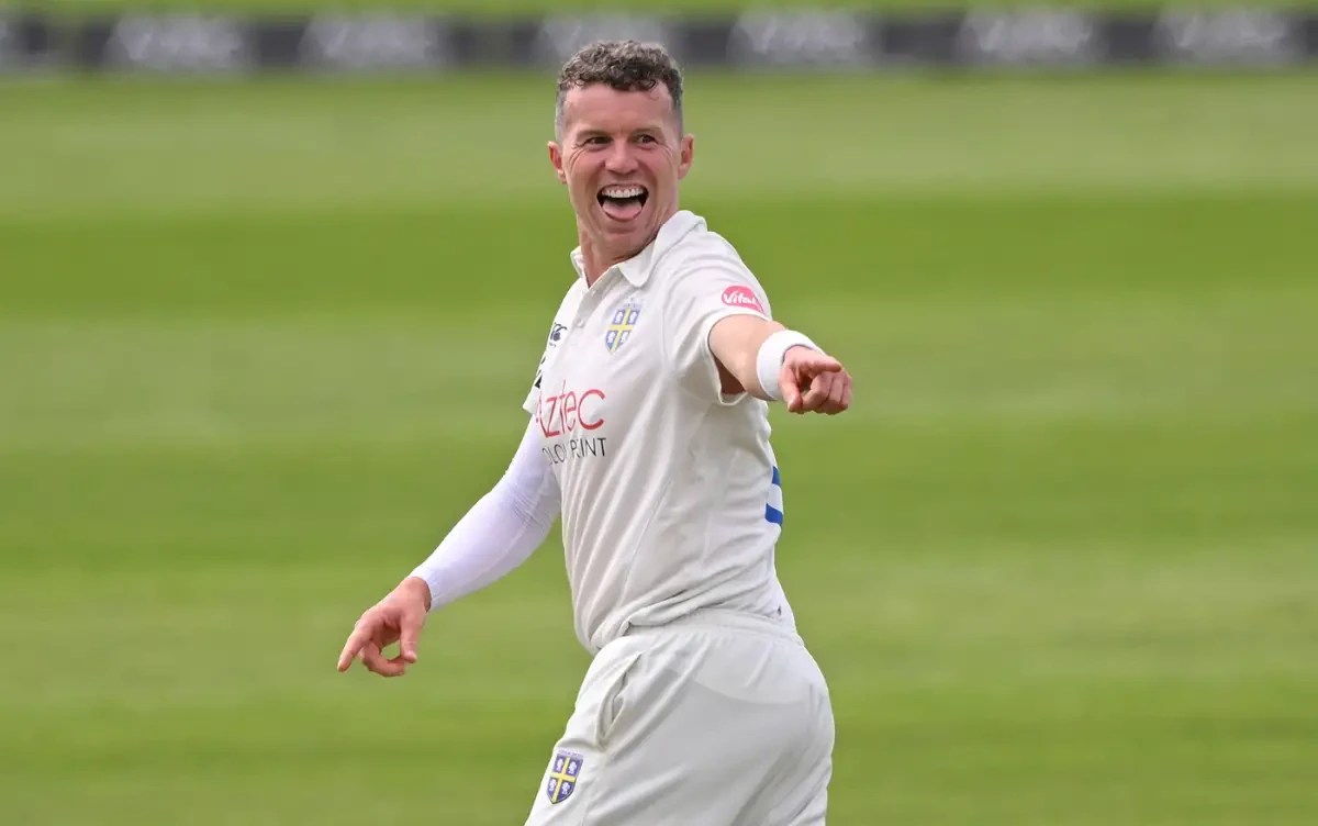 Peter Siddle was born on November 25, 1984.