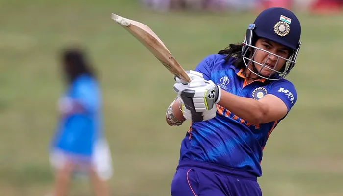 Yastika Bhatia playing for India Women’s cricket team.